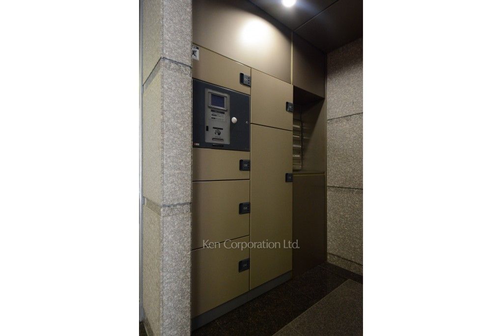 Bond House Motoazabuの写真 宅配ボックス