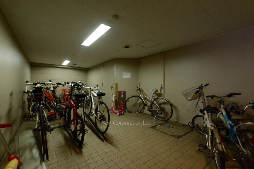 Bond House Motoazabuの写真 駐輪場