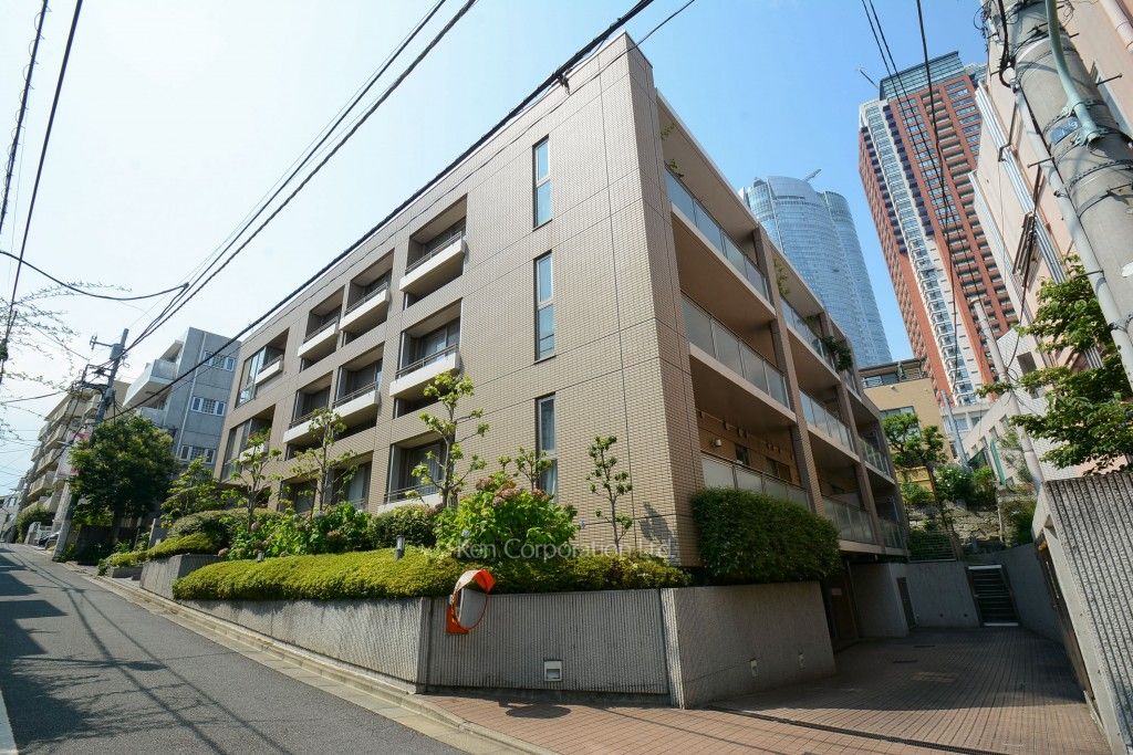 Bond House Motoazabuの写真 外観ひき