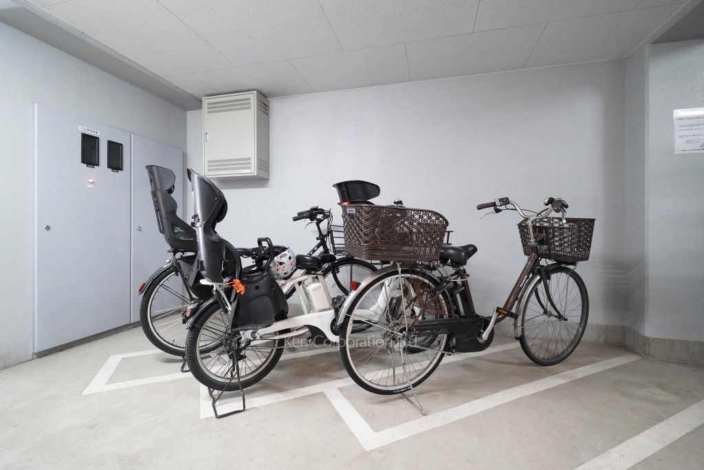 東急ドエルアルス恵比寿の写真 バイク置き場