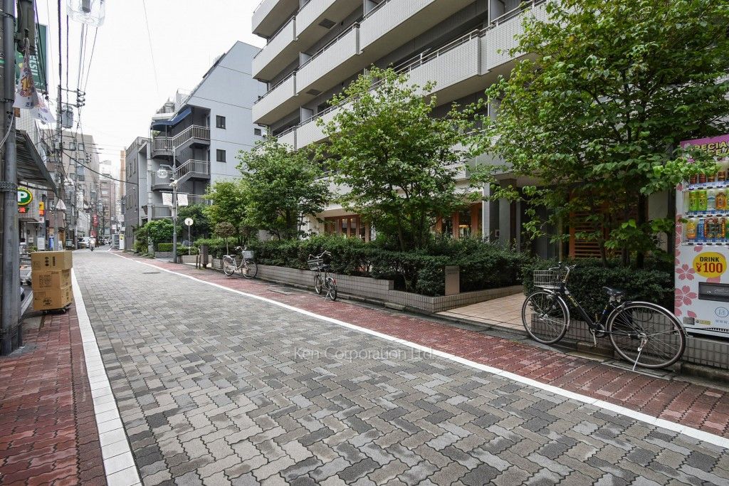 芝公園アパートメントの写真 前面道路