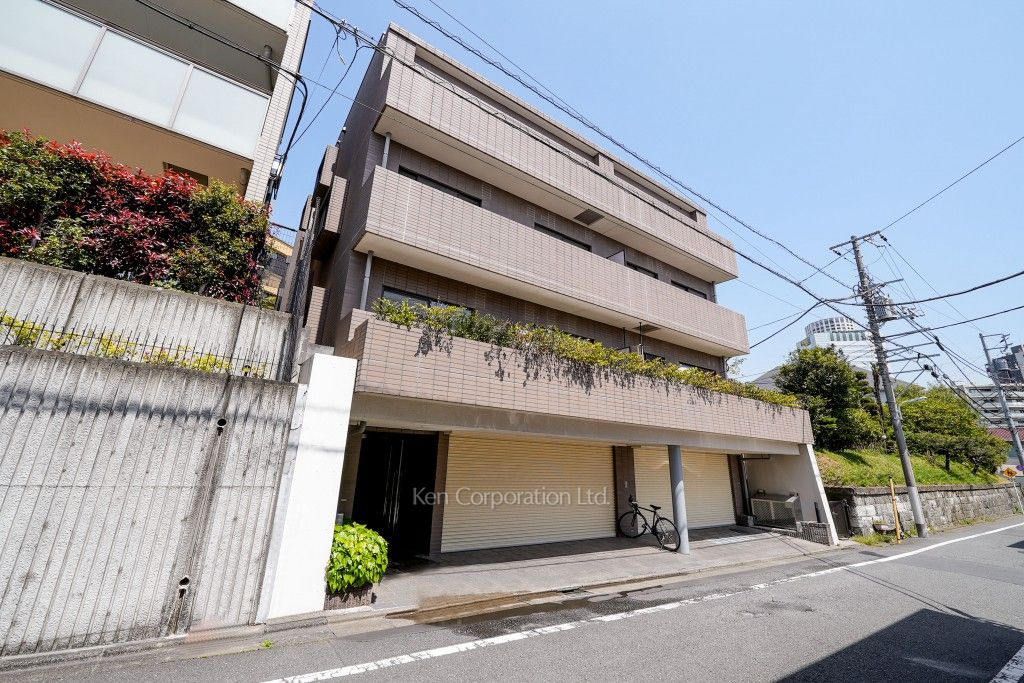 ヒルトップ諏訪山の写真 外観ひき