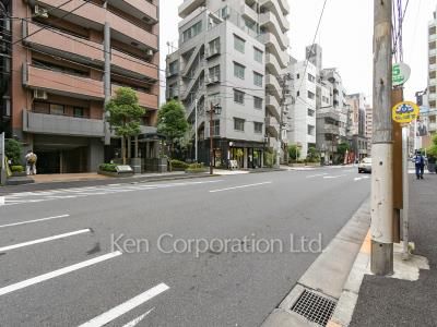ライオンズステージ麻布の写真 前面道路