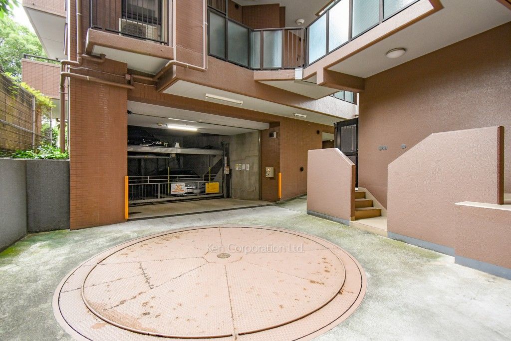 ライオンズステージ麻布の写真 駐車場