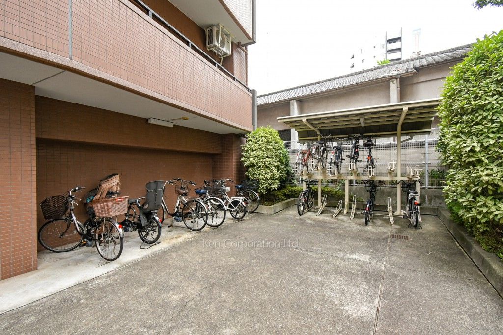 ライオンズステージ麻布の写真 駐輪場