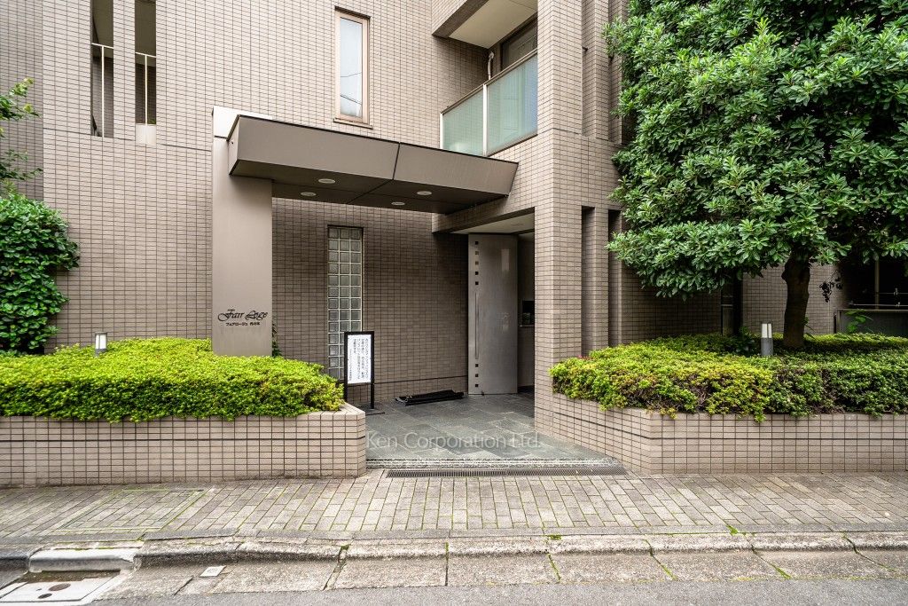 フェアロージュ代々木の写真 外観より