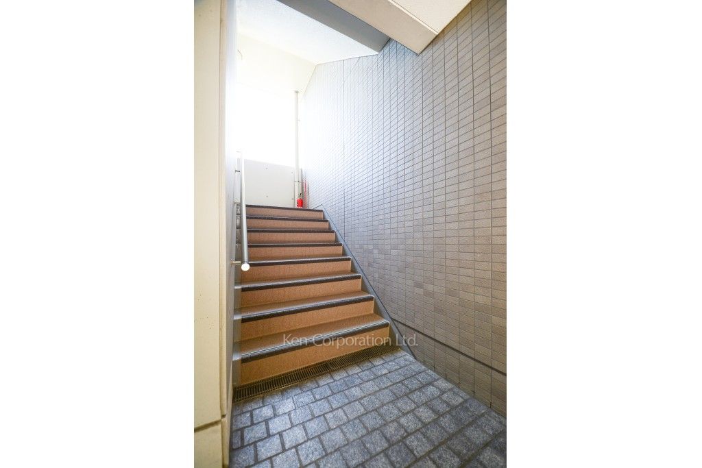 フェアロージュ代々木の写真 共用階段