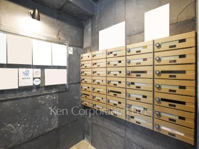 ガレリアコルテ六番町の写真 郵便受け
