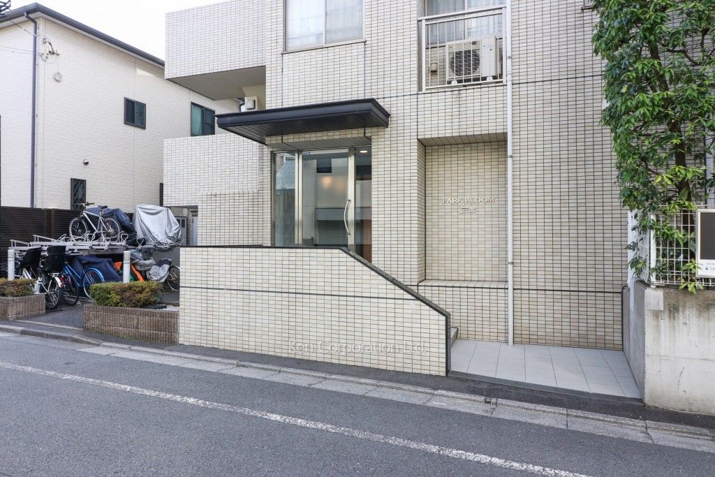  外観より