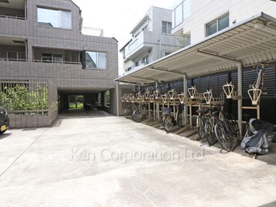 レジオン代官山の写真 駐輪場