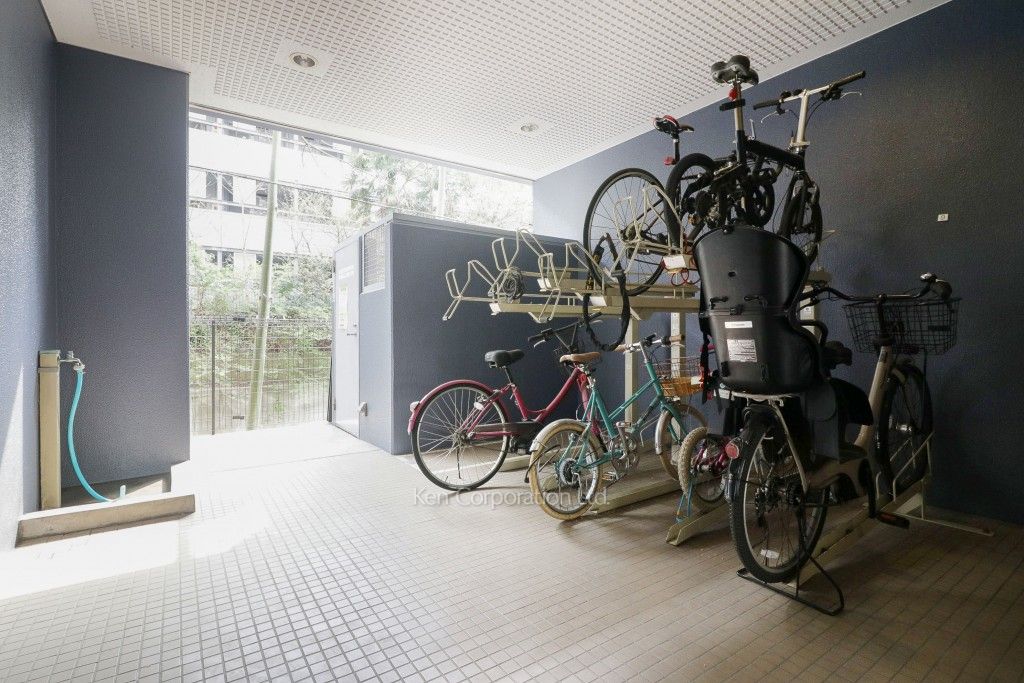 広尾イーストの写真 駐輪場
