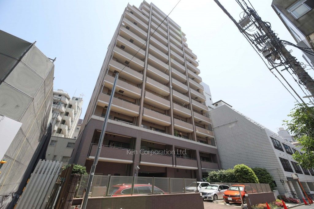 ファミール表参道ベルファースの写真 外観ひき
