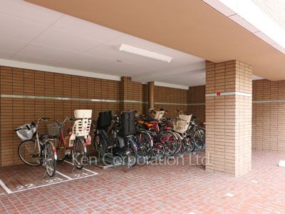ファミールコート白金ヒルズの写真 駐輪場