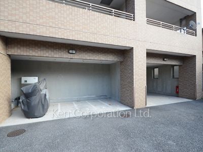 アーデン駒沢パークフロントの写真 バイク置場