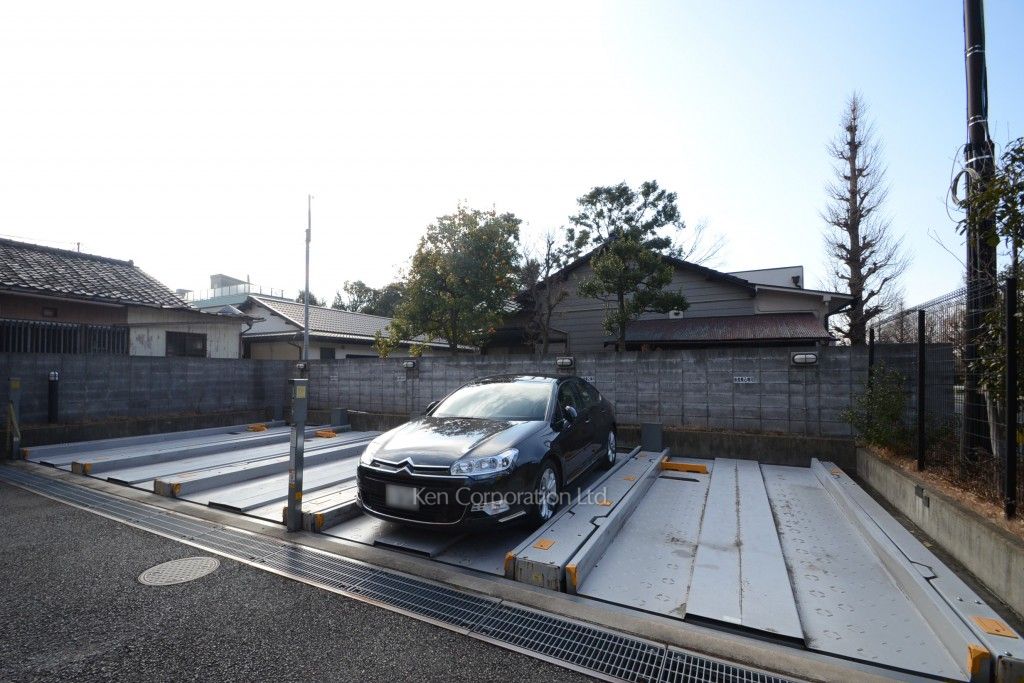 アーデン駒沢パークフロントの写真 駐車場