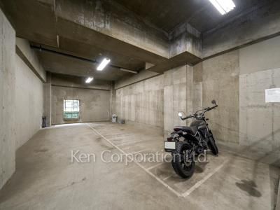 神楽坂アインスタワーの写真 バイク置き場