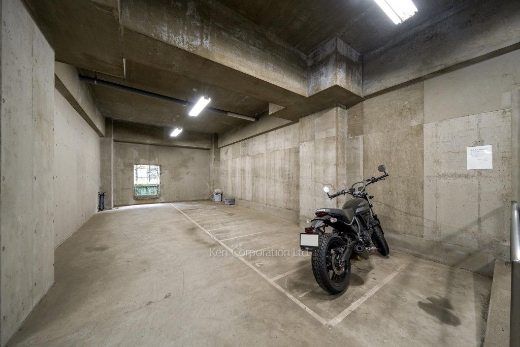 神楽坂アインスタワーの写真 バイク置き場