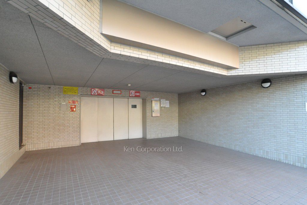 インペリアル表参道の写真 駐車場