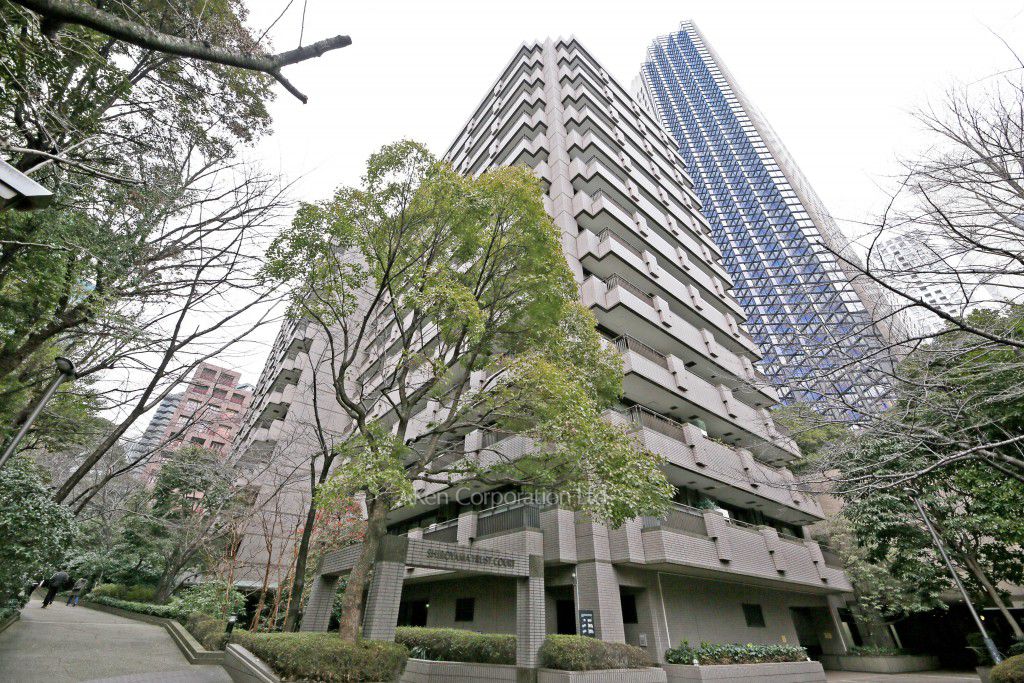 城山トラストコートの写真 外観ひき