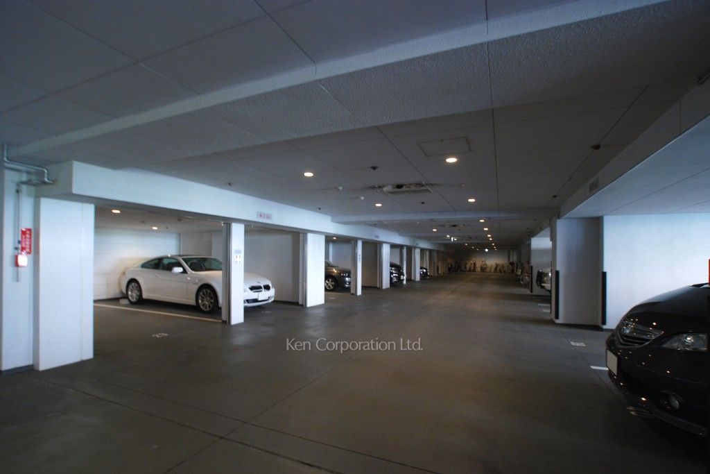 ラ・トゥール代々木上原の写真  駐車場