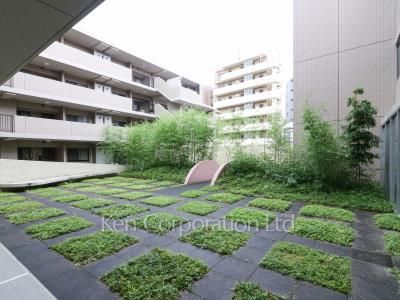 ヴェーゼント駒場公園の写真 中庭・植栽