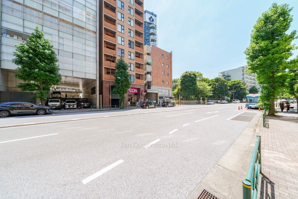 LA・RES西麻布の写真 前面道路