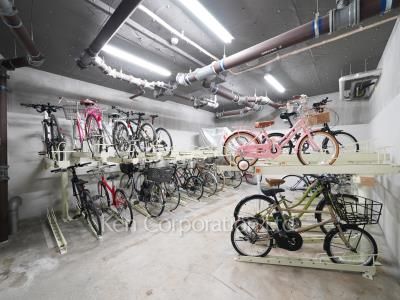 ライオンズプラザ初台グランフォートの写真 駐輪場