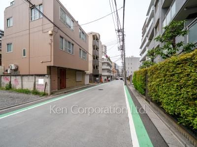 カスタリア目黒の写真 前面道路