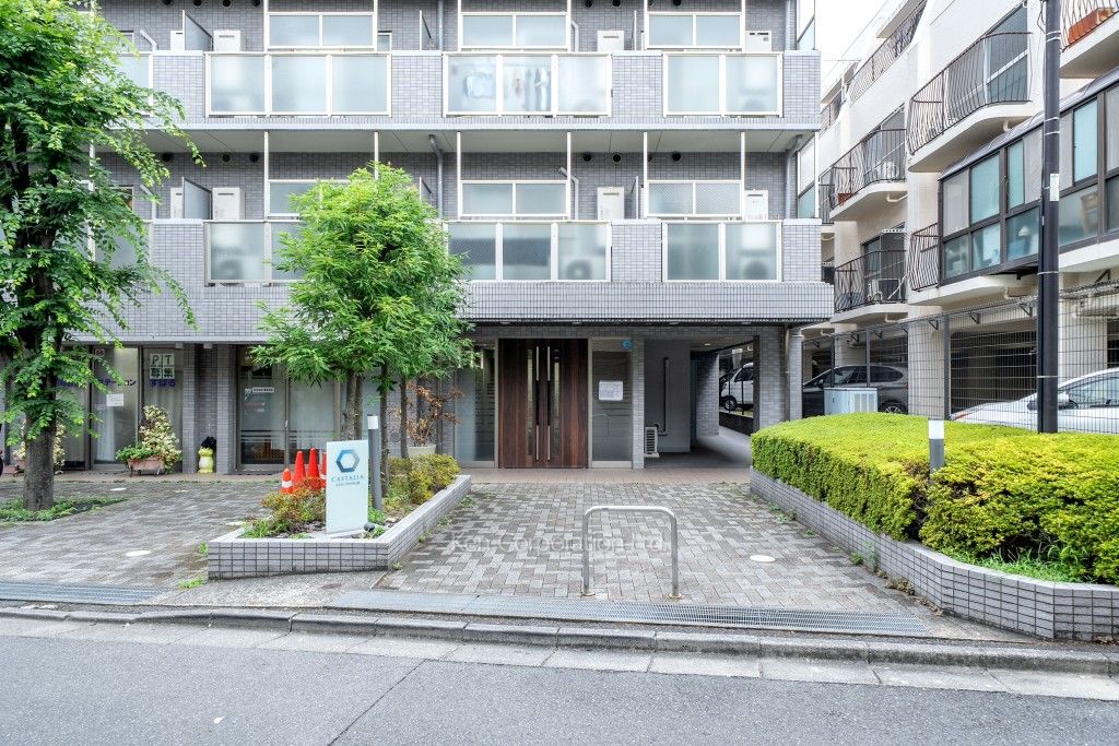 カスタリア代々木上原の写真 外観より