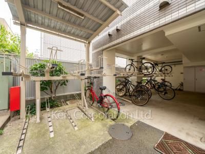 ParkAxis白金台南の写真 駐輪場