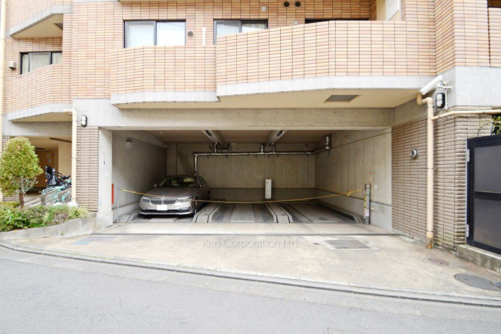 ジェイパーク渋谷東の写真 駐車場