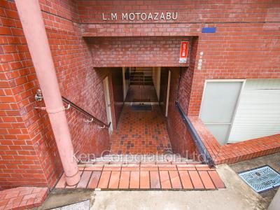 ライオンズマンション元麻布の写真 外観より