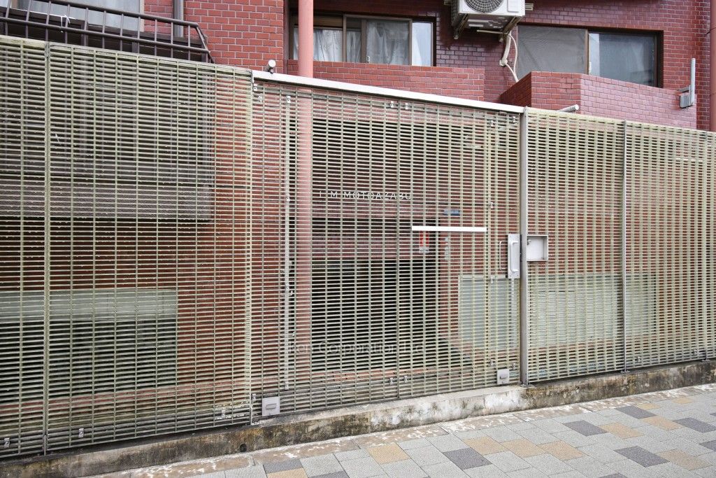 ライオンズマンション元麻布の写真 外観より