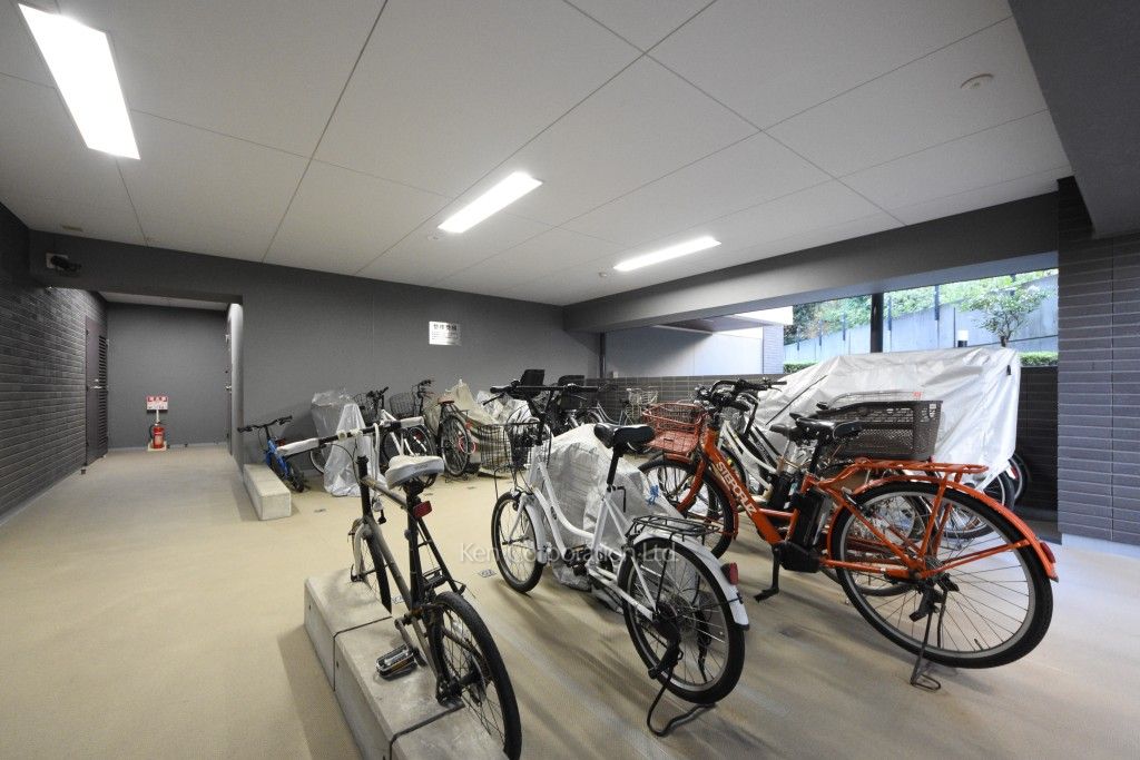 グランドヒルズ一番町の写真 駐輪場