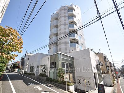 FLEG自由が丘の写真 外観ひき