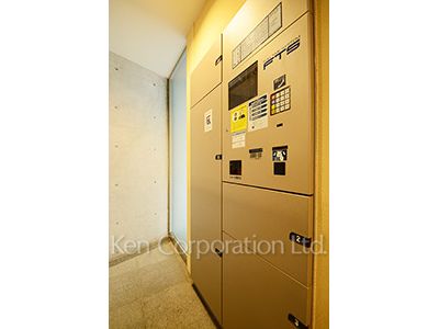 プラウドジェム渋谷神南の写真 宅配ボックス
