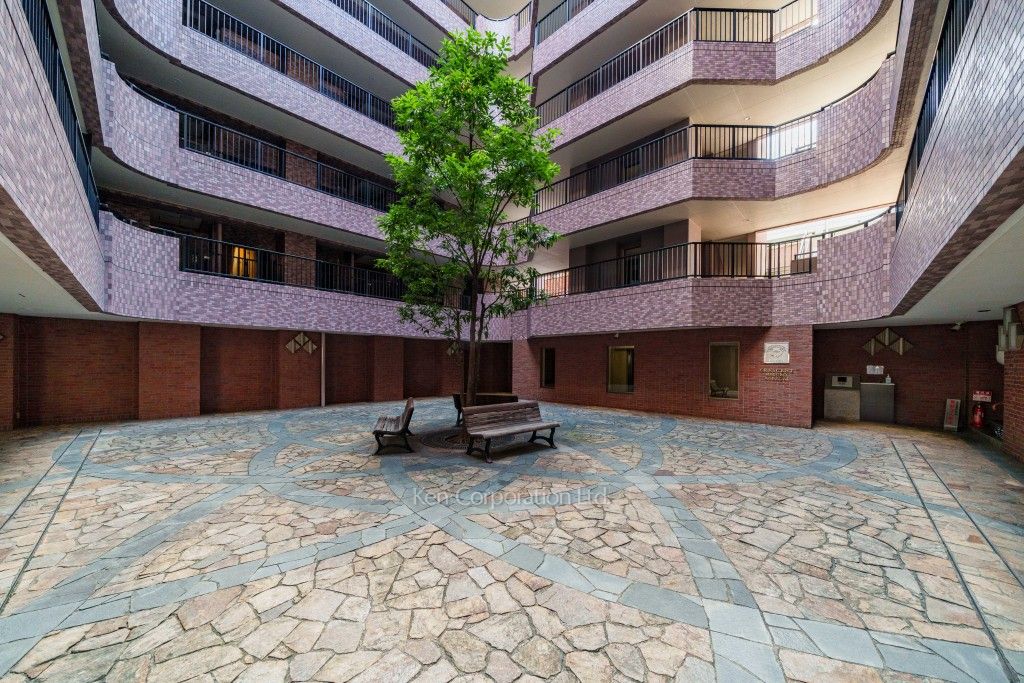 クレッセント目黒青葉台の写真 エントランス