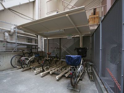 クオリア恵比寿ウエストの写真 駐輪場