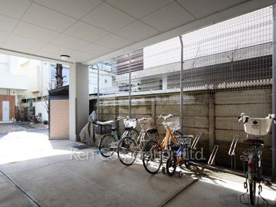 近衛町アパートメントの写真 駐輪場