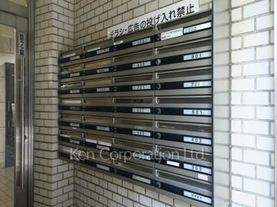 ジュエル青山の写真 郵便受け