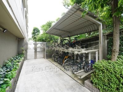東急ドエルアルス白金長者丸の写真 駐輪場