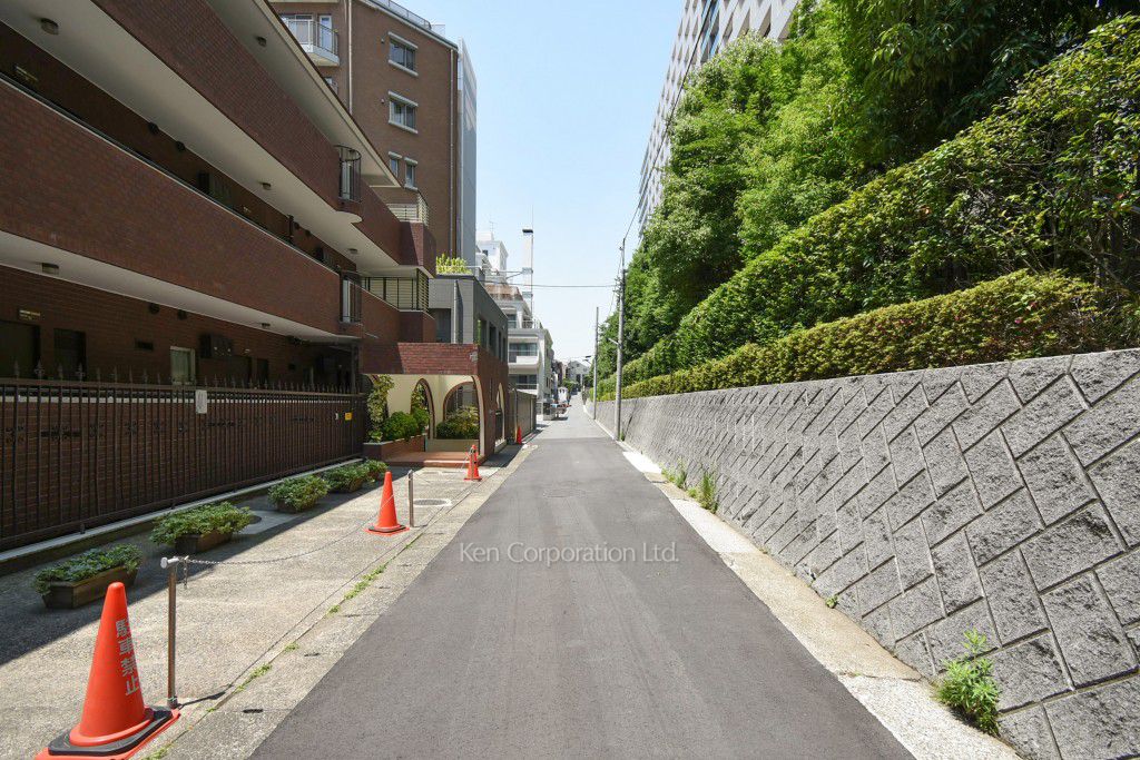 高輪グリーンハイツの写真 前面道路