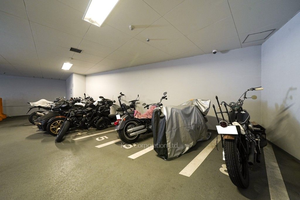  バイク置き場