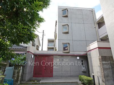 RUELLE神宮前の写真 外観ひき