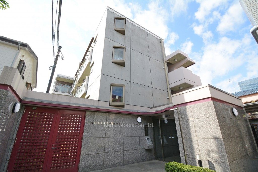RUELLE神宮前の写真 外観ひき