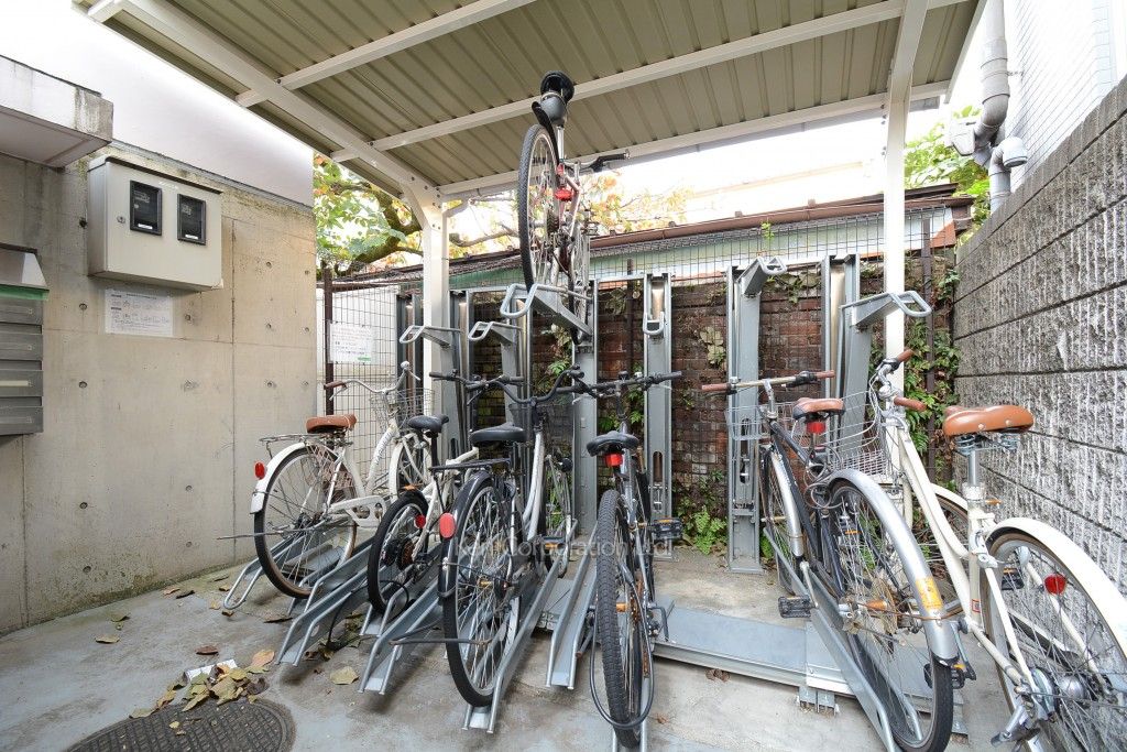 RUELLE神宮前の写真 駐輪場