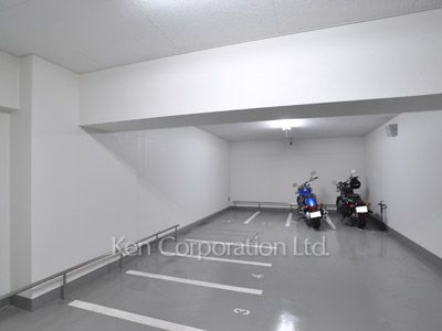 レキシントン・スクエア白金高輪の写真 バイク置き場