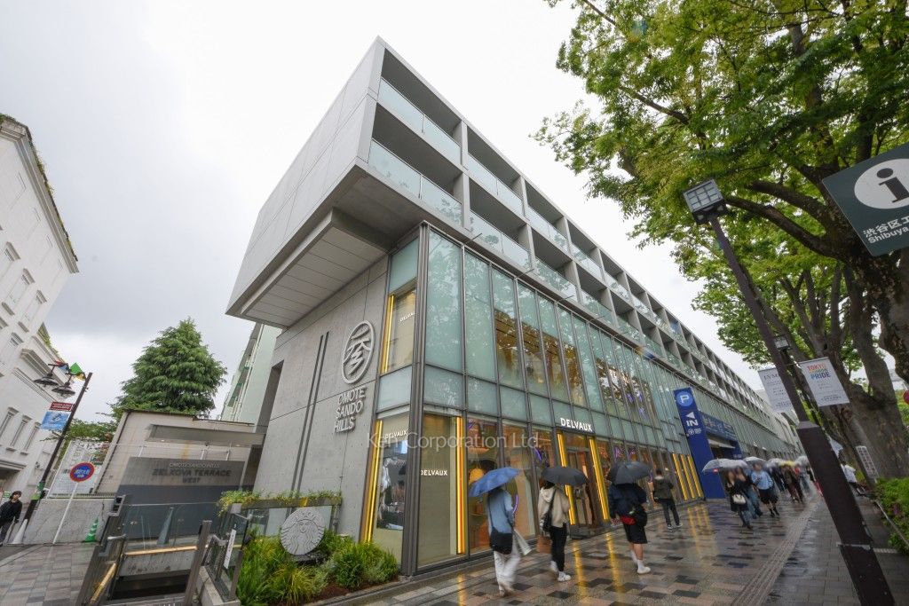 表参道ヒルズゼルコバテラスの写真  外観ひき