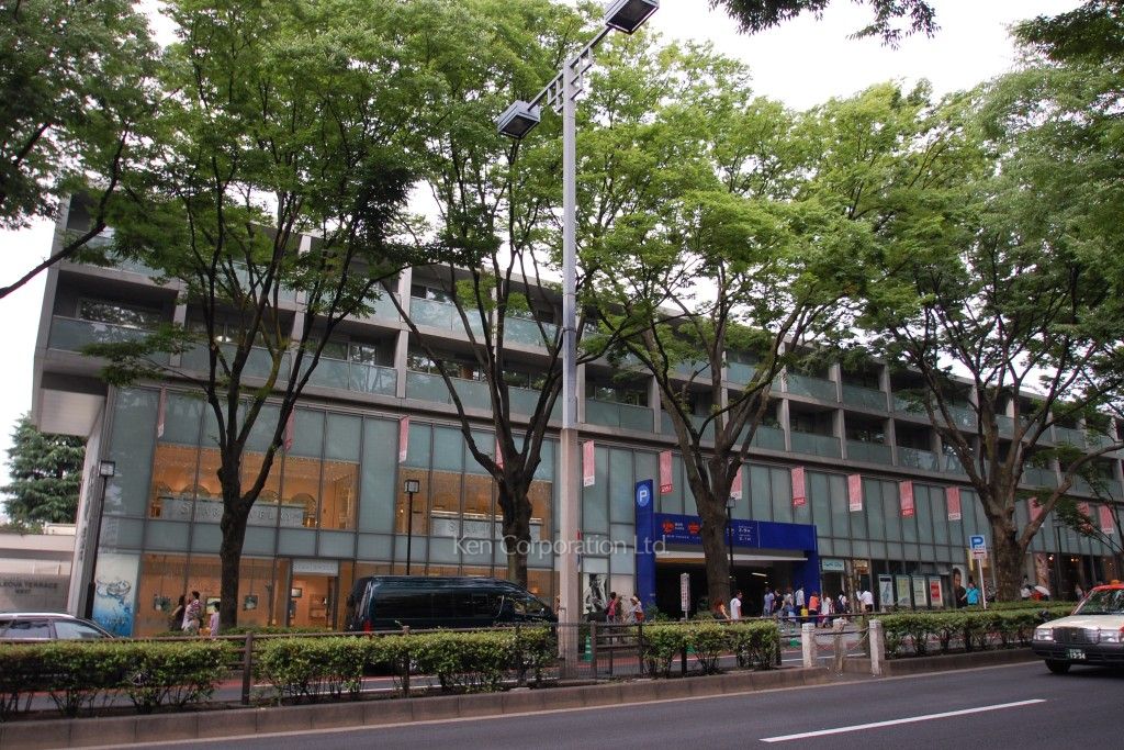 表参道ヒルズゼルコバテラスの写真  外観ひき