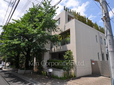 神宮前五丁目ブランシェの写真